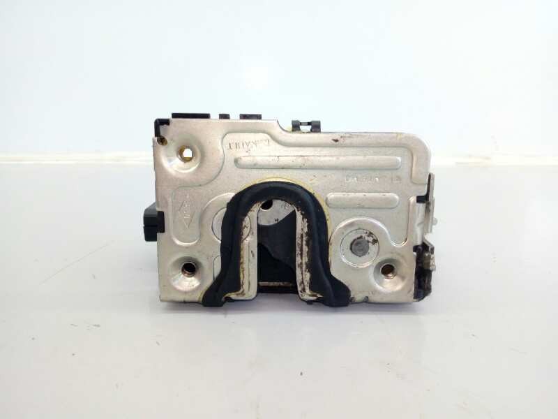 Recambio de cerradura puerta trasera izquierda para dacia duster laureate 4x2 referencia OEM IAM   E1-A1-8-3