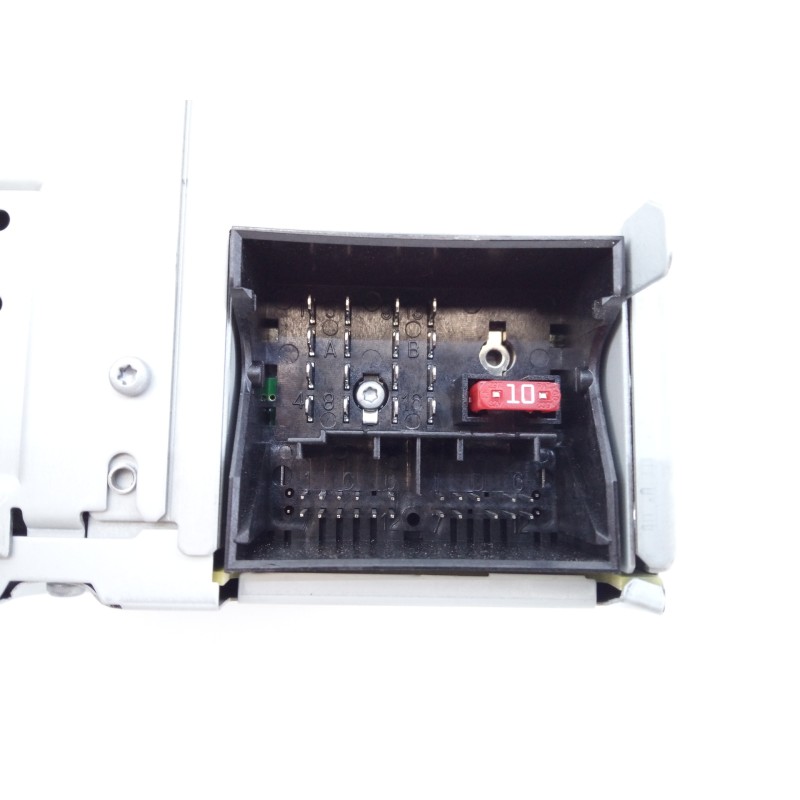 Recambio de sistema audio / radio cd para volkswagen golf vi (5k1) rabbit bluemotion referencia OEM IAM 1K0035186AN VWZ1Z2L30811