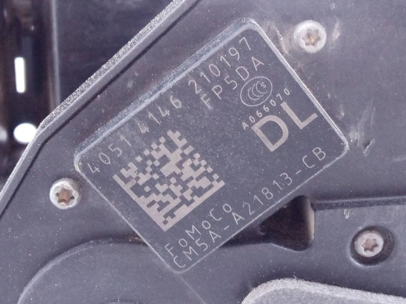 Recambio de cerradura puerta delantera izquierda para ford ranger (tke) doble cabina 4x4 wildtrak referencia OEM IAM CM5AA21813C