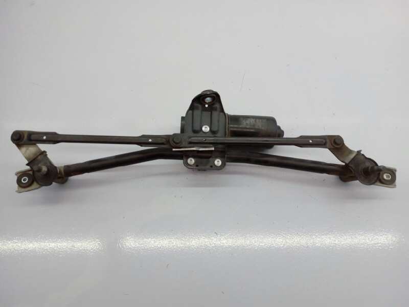 Recambio de motor limpia delantero para hyundai i30 referencia OEM IAM   E2-B5-59-2