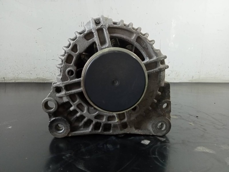 Recambio de alternador para seat ibiza (6l1) ecomotive referencia OEM IAM 045903023 012325012 P3-A4-28-2