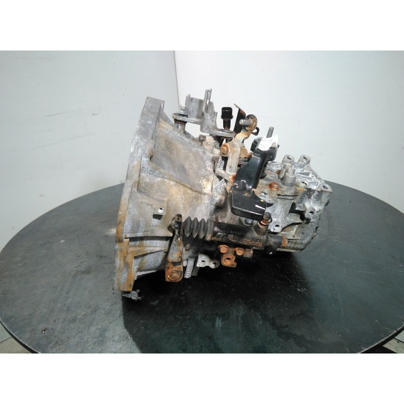 Recambio de caja cambios para hyundai i20 trend referencia OEM IAM B17AI4474  M1-A3-132