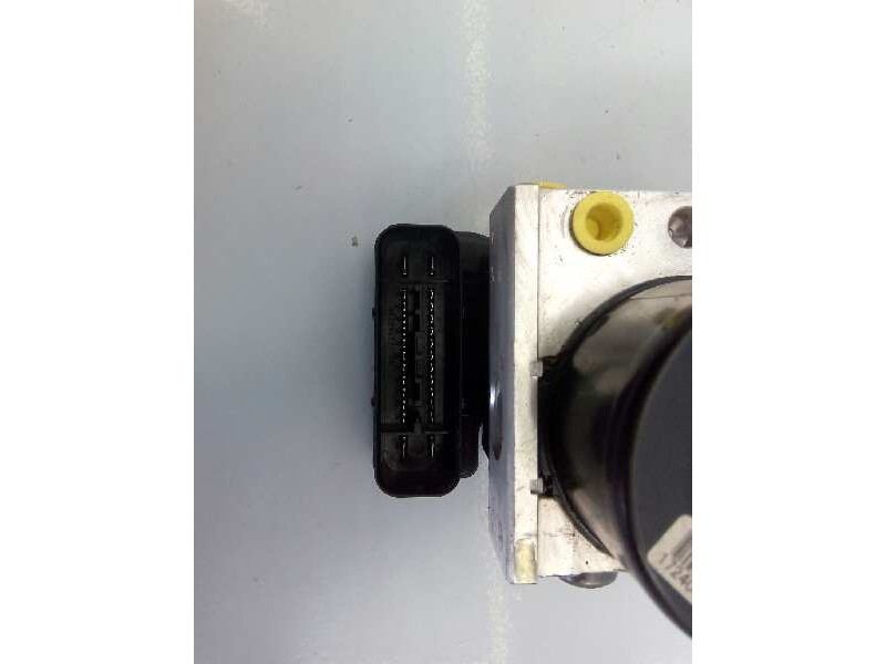 Recambio de abs para toyota yaris (ksp9/scp9/nlp9) sol referencia OEM IAM 895410D040  P3-A8-20-5