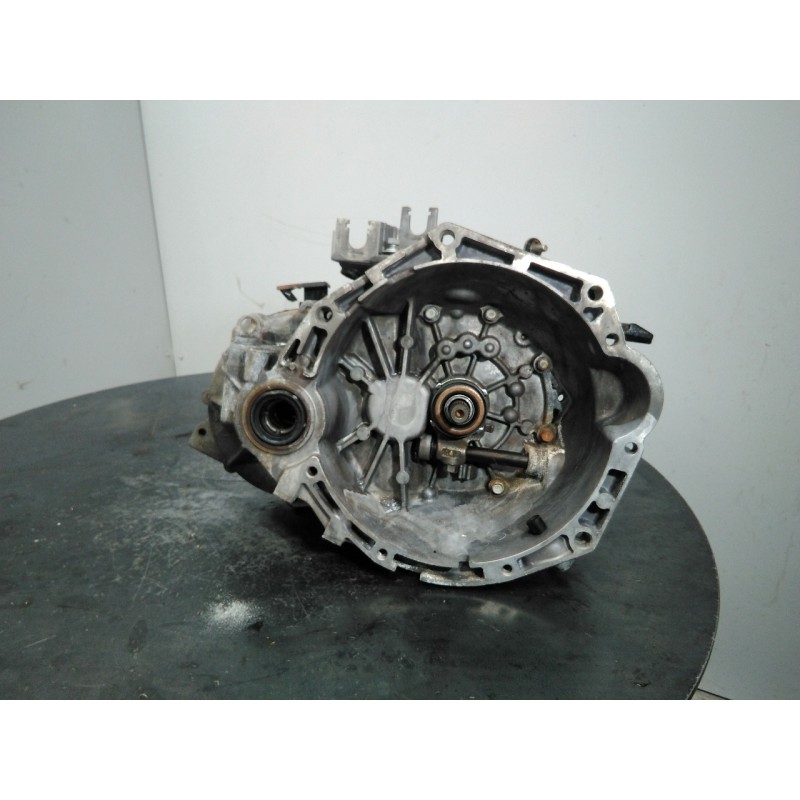 Recambio de caja cambios para hyundai i20 trend referencia OEM IAM B17AI4474  M1-A3-132