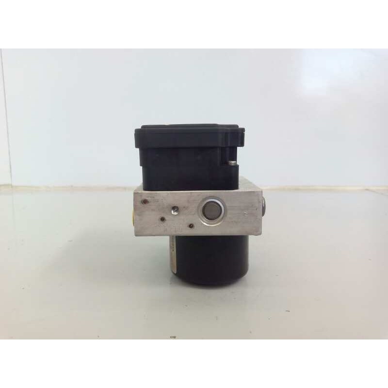 Recambio de abs para toyota yaris (ksp9/scp9/nlp9) sol referencia OEM IAM 895410D040  P3-A8-20-5
