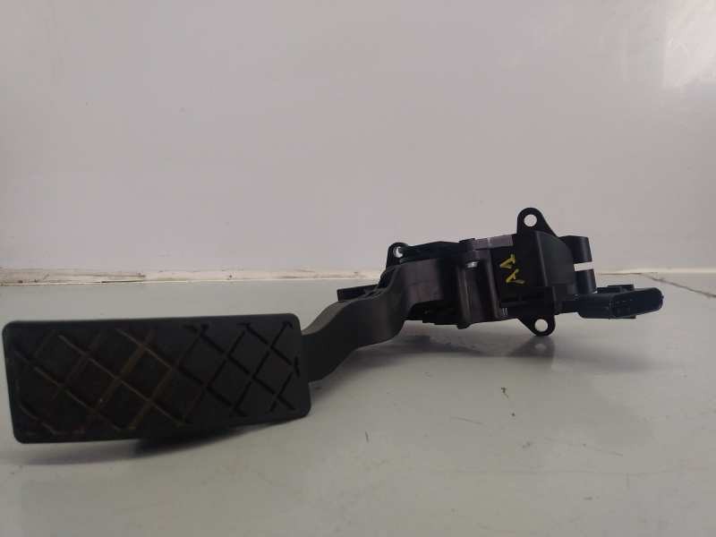 Recambio de pedal acelerador para audi a1 sportback (8xf) attracted referencia OEM IAM 6C1721503D D18240421 E2-A1-5-3