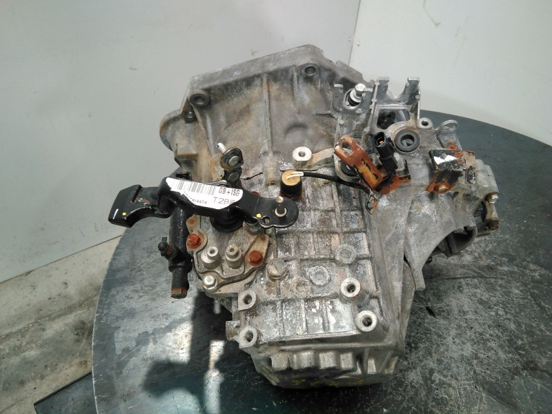 Recambio de caja cambios para hyundai i20 trend referencia OEM IAM B17AI4474  M1-A3-132