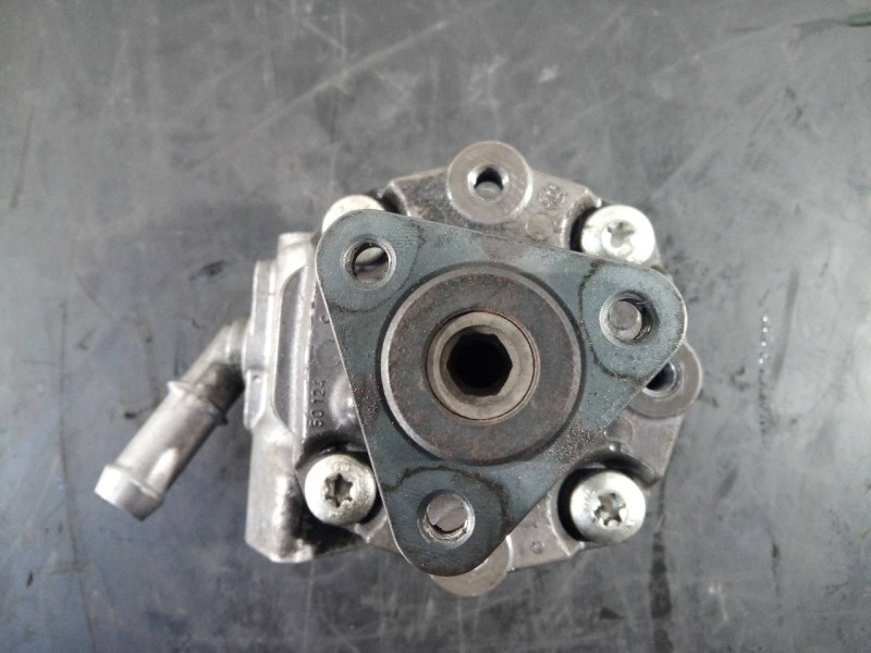 Recambio de bomba direccion para audi a4 ber. (b8) s line sportpaket / plus referencia OEM IAM 8K0145154H 7651955156 P3-B4-8-1