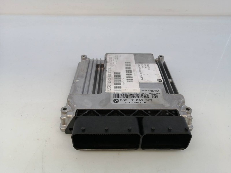 Recambio de centralita motor uce para bmw serie 3 touring (e91) 318d referencia OEM IAM 031592118 7807086 E3-A3-8-4