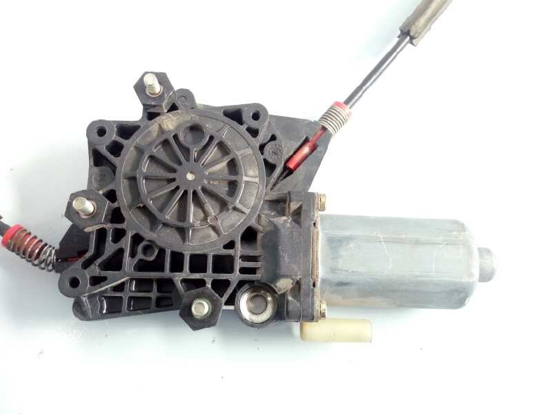 Recambio de elevalunas delantero derecho para ford fiesta berlina referencia OEM IAM   E2-B3-3-1