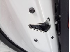 CERRADURA PUERTA TRASERA IZQUIERDA 