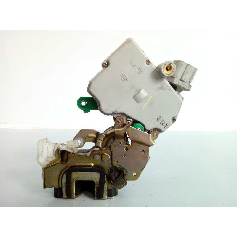 Recambio de cerradura puerta trasera izquierda para nissan terrano/terrano.ii (r20) referencia OEM IAM   E2-A4-61-1