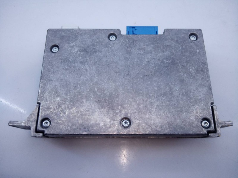 Recambio de modulo electronico para bmw serie 5 touring (f11) 520d referencia OEM IAM 936735001  E3-A2-40-4