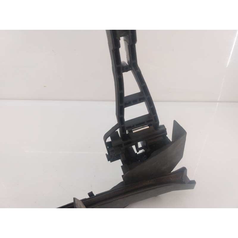 Recambio de cerradura puerta delantera derecha para ford kuga (cbs) titanium referencia OEM IAM BM5AA21812BE 921760104 E2-B3-19-