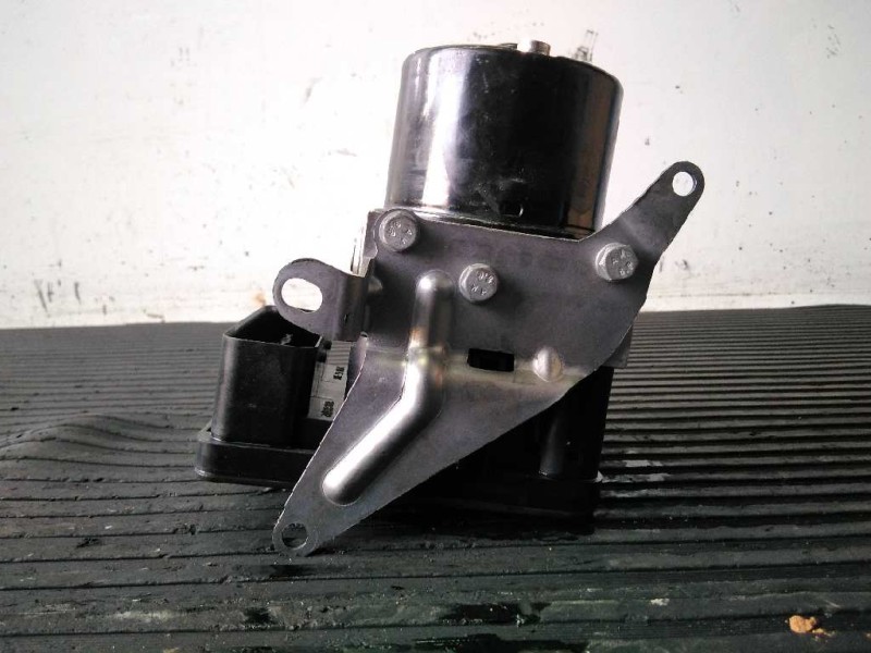 Recambio de abs para bmw serie 1 berlina (e81/e87) 118i limited sport edition referencia OEM IAM 34516791521 000404014F3 P3-A8-4