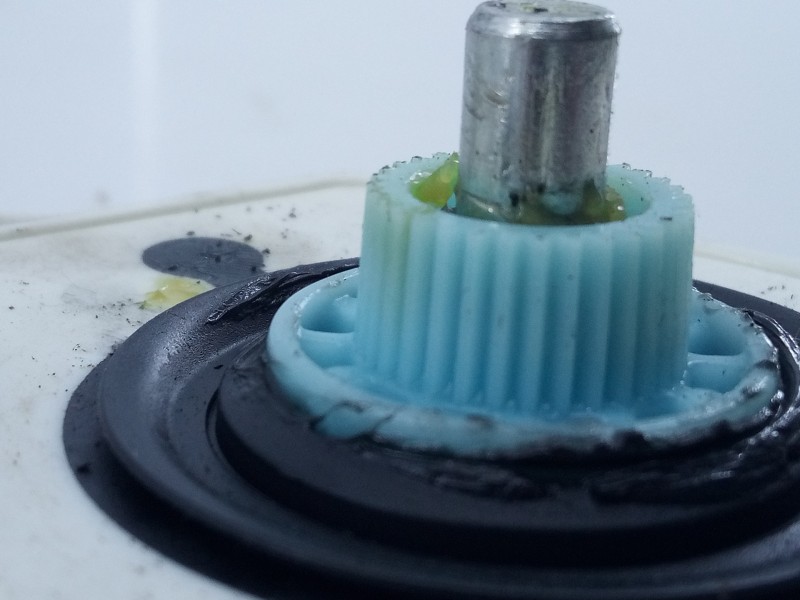 Recambio de motor elevalunas delantero derecho para volkswagen golf vii lim. (bq1) sport referencia OEM IAM 4K0959802 C28128101 