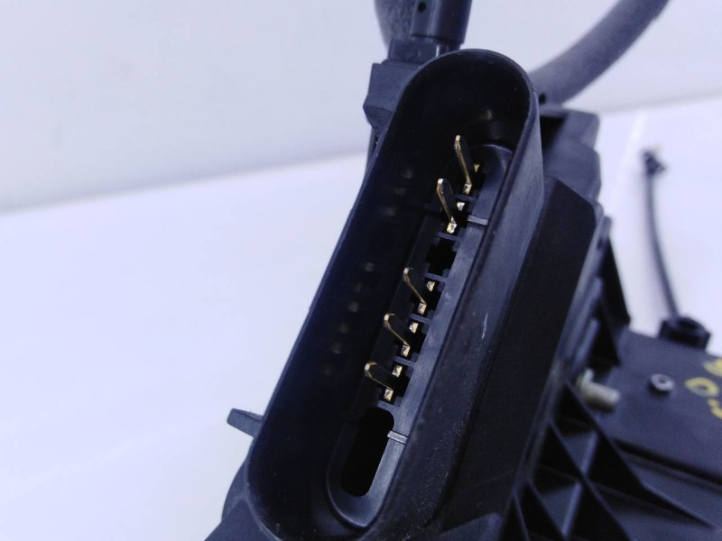 Recambio de cerradura puerta delantera izquierda para ford kuga (cbs) titanium referencia OEM IAM BM5AA21813AE  E2-B3-5-2