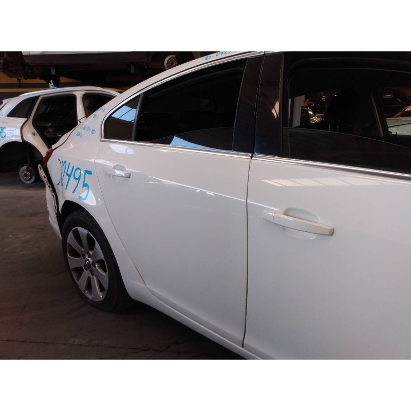 Recambio de puerta trasera derecha para opel insignia berlina cosmo referencia OEM IAM   