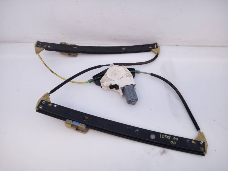 Recambio de elevalunas delantero derecho para audi a4 ber. (b8) s line sportpaket / plus referencia OEM IAM 8K0959802A 1101A6663