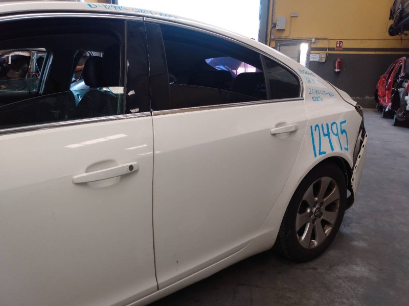 Recambio de puerta trasera izquierda para opel insignia berlina cosmo referencia OEM IAM   