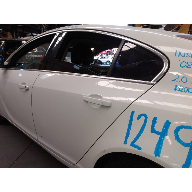 Recambio de puerta trasera izquierda para opel insignia berlina cosmo referencia OEM IAM   