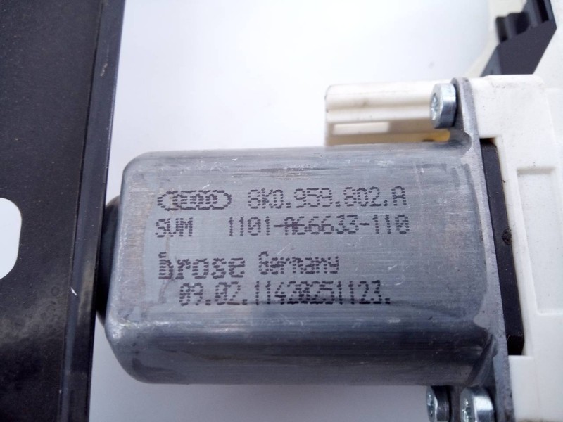 Recambio de elevalunas delantero derecho para audi a4 ber. (b8) s line sportpaket / plus referencia OEM IAM 8K0959802A 1101A6663