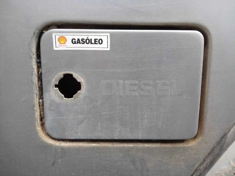 Recambio de tapa exterior combustible para nissan patrol (k/w160) hardtop (k160) referencia OEM IAM   