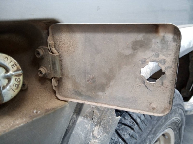 Recambio de tapa exterior combustible para nissan patrol (k/w160) hardtop (k160) referencia OEM IAM   