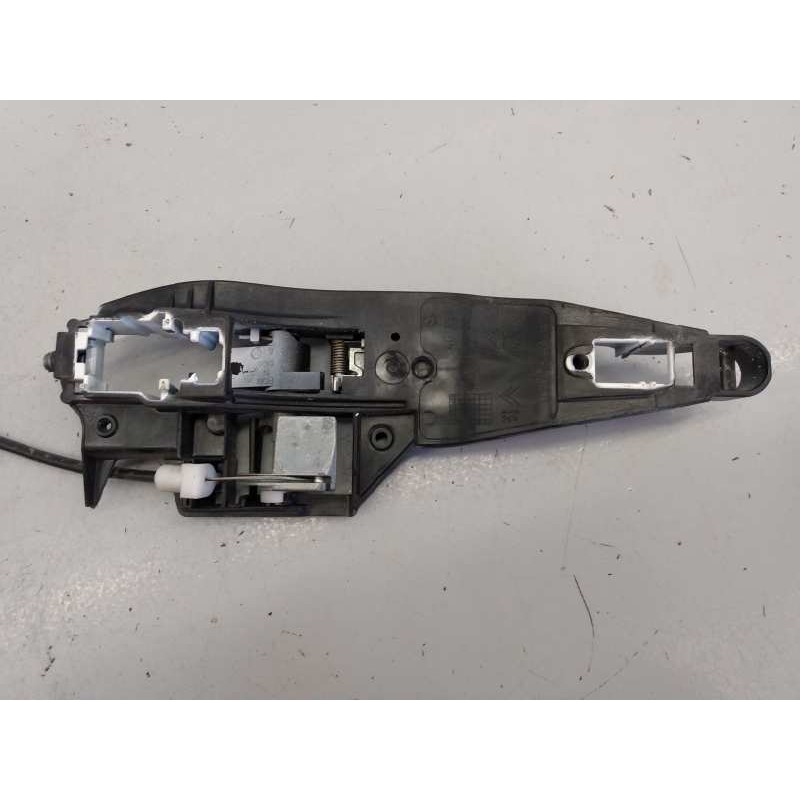 Recambio de cerradura puerta trasera izquierda para peugeot 208 access referencia OEM IAM 9688080880  E1-A4-40-1