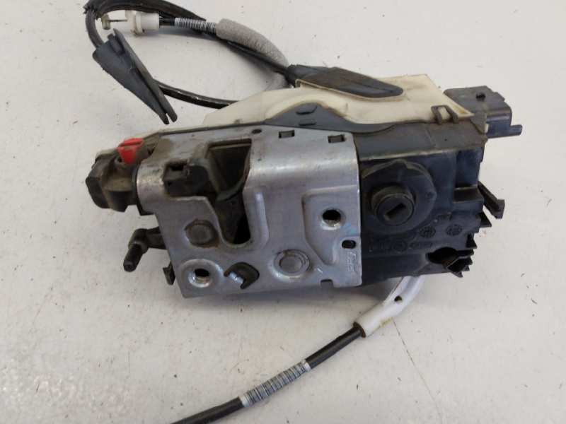 Recambio de cerradura puerta trasera izquierda para peugeot 208 access referencia OEM IAM 9688080880  E1-A4-40-1