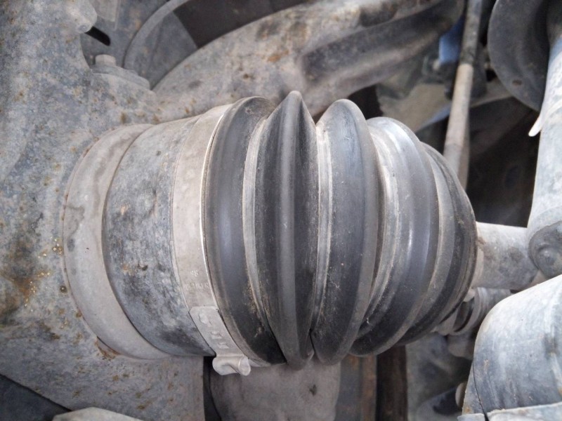 Recambio de transmision delantera derecha para ford ranger (tke) doble cabina 4x4 wildtrak referencia OEM IAM   