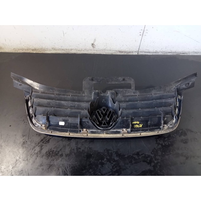 Recambio de rejilla delantera para volkswagen touran (1t1) advance referencia OEM IAM 1T0853651  P2-A2-18