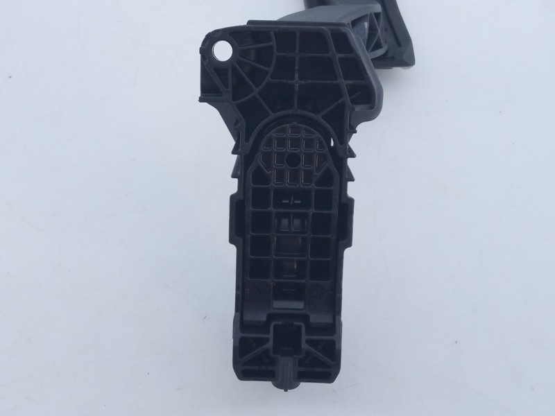 Recambio de pedal acelerador para volkswagen golf vii lim. (bq1) sport referencia OEM IAM 5Q1723503H  E2-A1-23-2