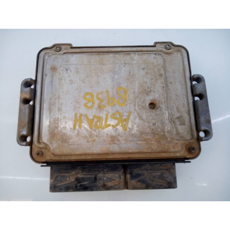 Recambio de centralita motor uce para opel astra h berlina cosmo referencia OEM IAM 0281011380 12992628 E3-A4-6-3