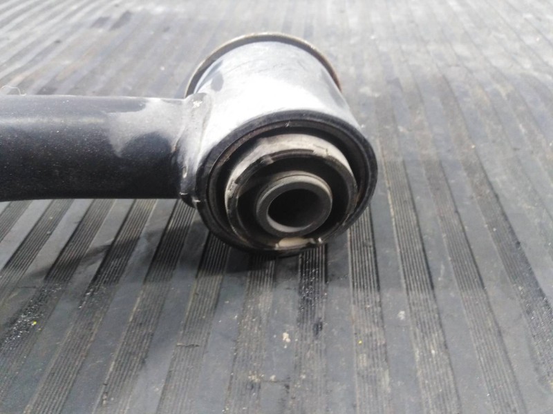 Recambio de brazo suspension superior delantero derecho para toyota land cruiser (j15) referencia OEM IAM   P1-A1-50