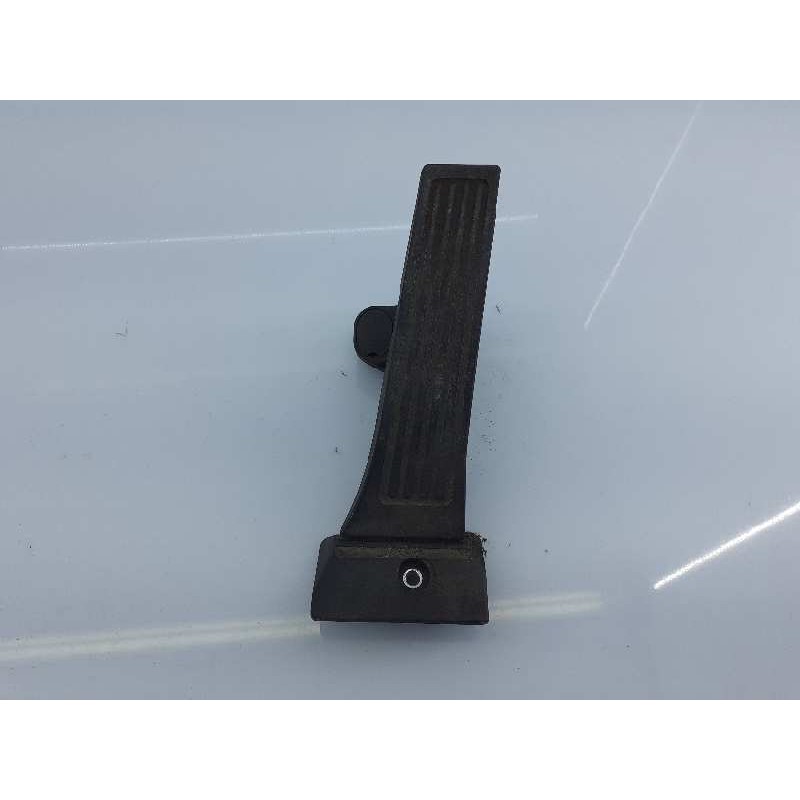 Recambio de pedal acelerador para kia optima emotion referencia OEM IAM LKK0532A1D4200  E3-A3-23-2