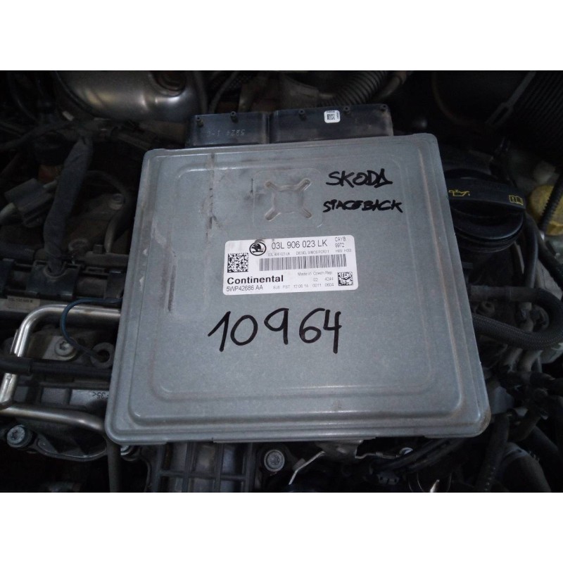 Recambio de centralita motor uce para skoda spaceback (5h) active referencia OEM IAM 03L906023LK 5WP42686AA E2-A1-45-3
