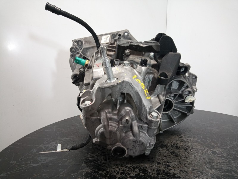 Recambio de caja cambios para dacia sandero iii stepaway referencia OEM IAM JT4004  M1-B3-162