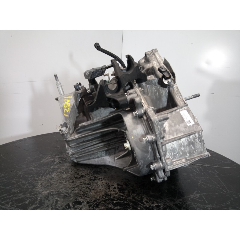 Recambio de caja cambios para dacia sandero iii stepaway referencia OEM IAM JT4004  M1-B3-162