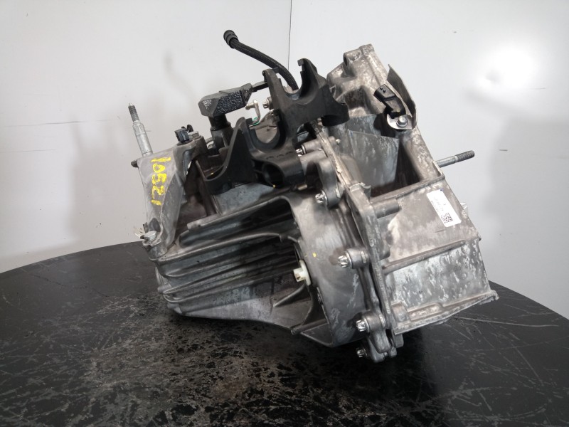 Recambio de caja cambios para dacia sandero iii stepaway referencia OEM IAM JT4004  M1-B3-162