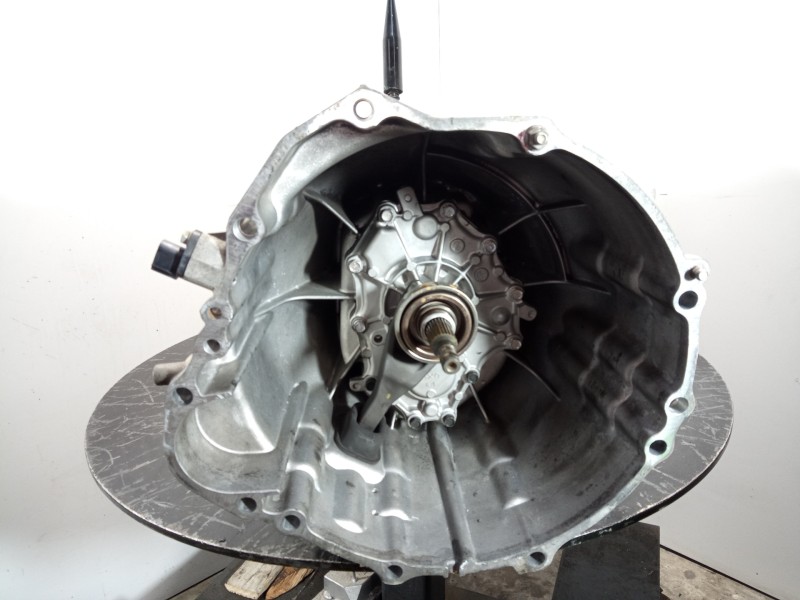 Recambio de caja cambios para nissan navara pick-up (d40m) doble cab fe 4x4 referencia OEM IAM 32101 5X40A M1-A3-73