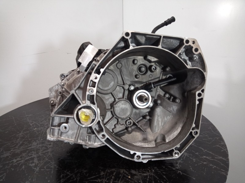 Recambio de caja cambios para dacia sandero iii stepaway referencia OEM IAM JT4004  M1-B3-162
