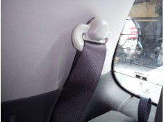 CINTURON SEGURIDAD TRASERO DERECHO 