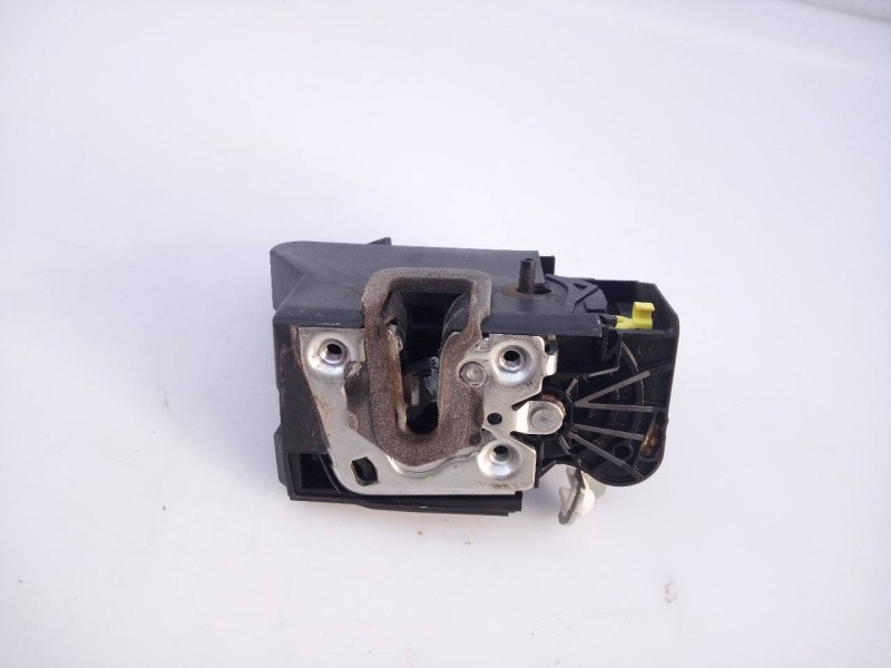 Recambio de cerradura puerta trasera izquierda para dacia sandero iii stepaway referencia OEM IAM   E1-A1-44-2