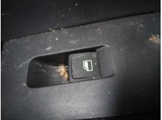 MANDO ELEVALUNAS TRASERO DERECHO 