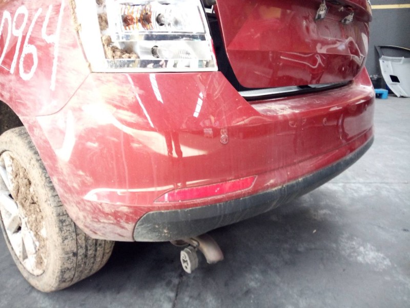 Recambio de paragolpes trasero para skoda spaceback (5h) active referencia OEM IAM   