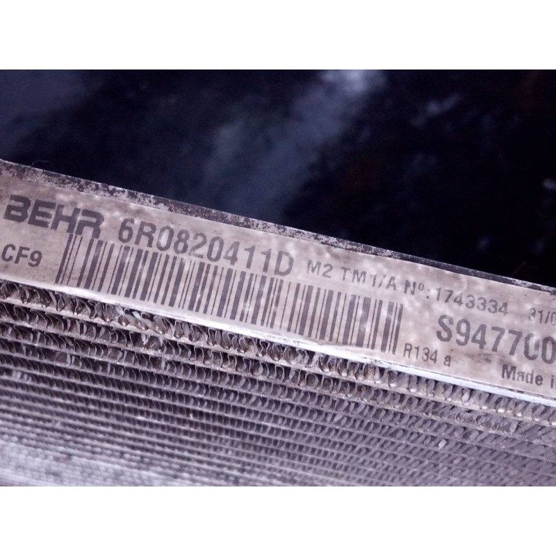 Recambio de condensador / radiador aire acondicionado para volkswagen polo (6r1) advance referencia OEM IAM 6R0820411D  P2-A4-12