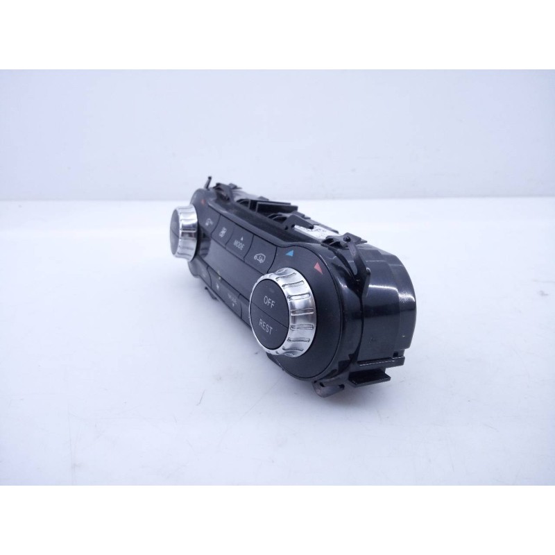 Recambio de mando climatizador para mercedes-benz clase gla (w156) gla 220 cdi 4-matic (156.905) referencia OEM IAM A2469008415 
