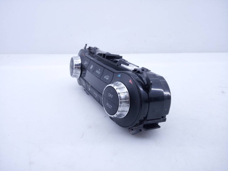 Recambio de mando climatizador para mercedes-benz clase gla (w156) gla 220 cdi 4-matic (156.905) referencia OEM IAM A2469008415 