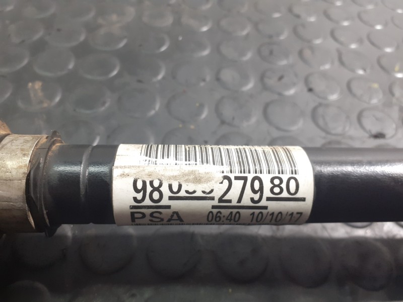 Recambio de transmision delantera derecha para peugeot 308 referencia OEM IAM 8PP48  P1-B6-18